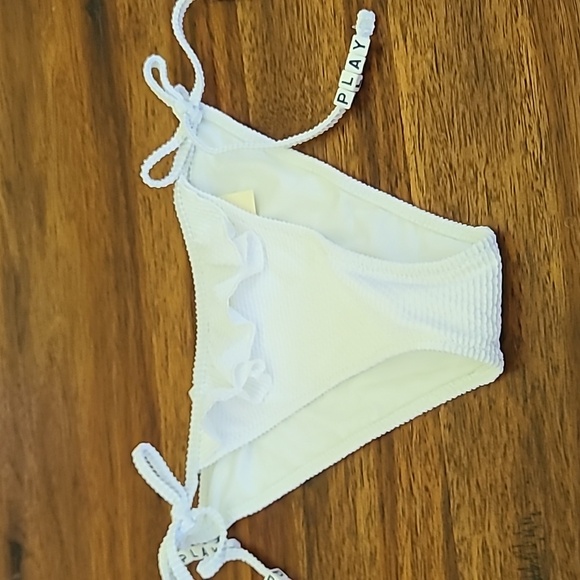 aerie Other - Aerie one piece swim bottom new w/ tags excellent condition size Xs white